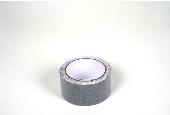 Anti-slip tape op rol 300 x 5 grijs