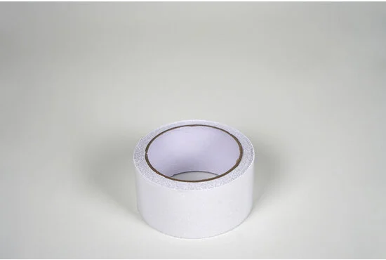 Anti-slip tape op rol 300 x 5 wit